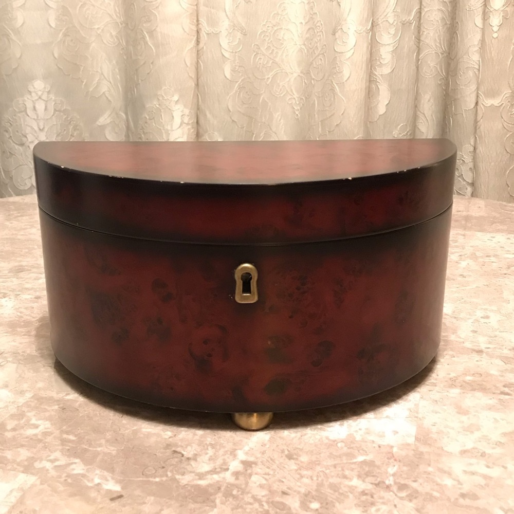 Bombay Jewelry Box / Jewelry Chest